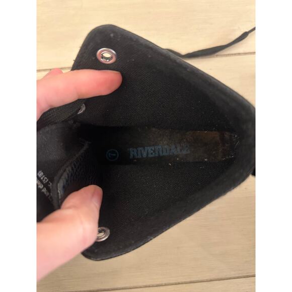 EUC Riverdale South Side Serpents High Top Shoes Size 7 Black Lace Up - Picture 5 of 7